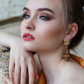 Make- up